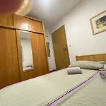 Capo By Interhome 보디체
